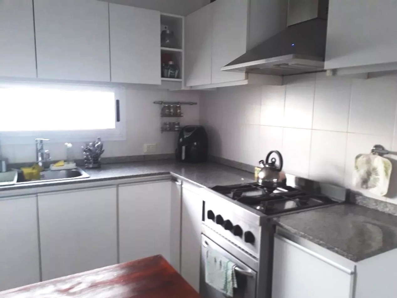 EXCELENTE PROPIEDAD, BARRIO SAN GABRIEL, VILLANUEVA