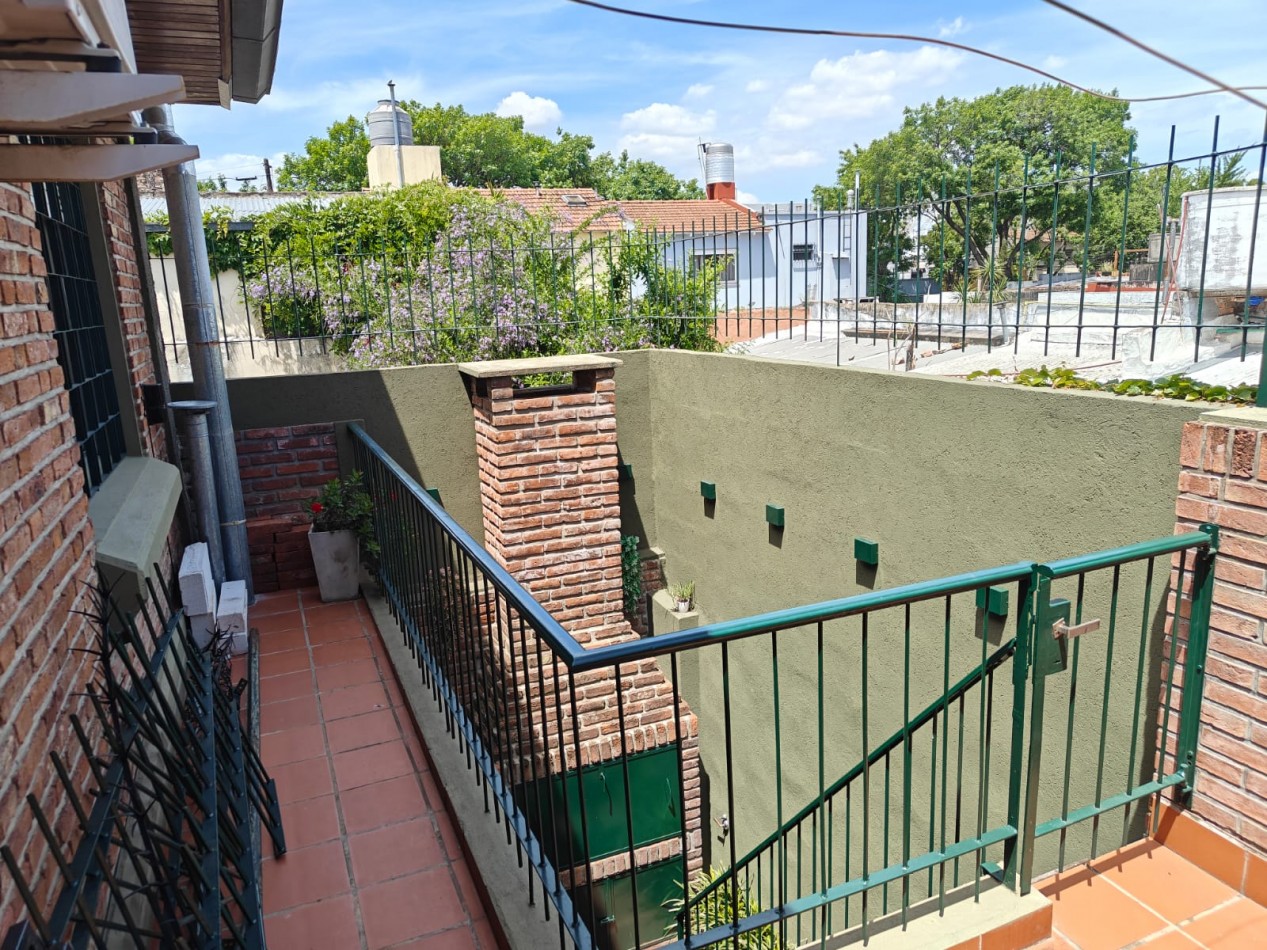 Duplex, Beccar, San Isidro Excelente Estado 4 Amb, Garage