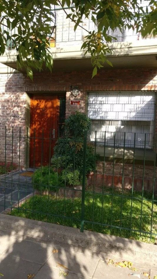 Duplex, Beccar, San Isidro Excelente Estado 4 Amb, Garage