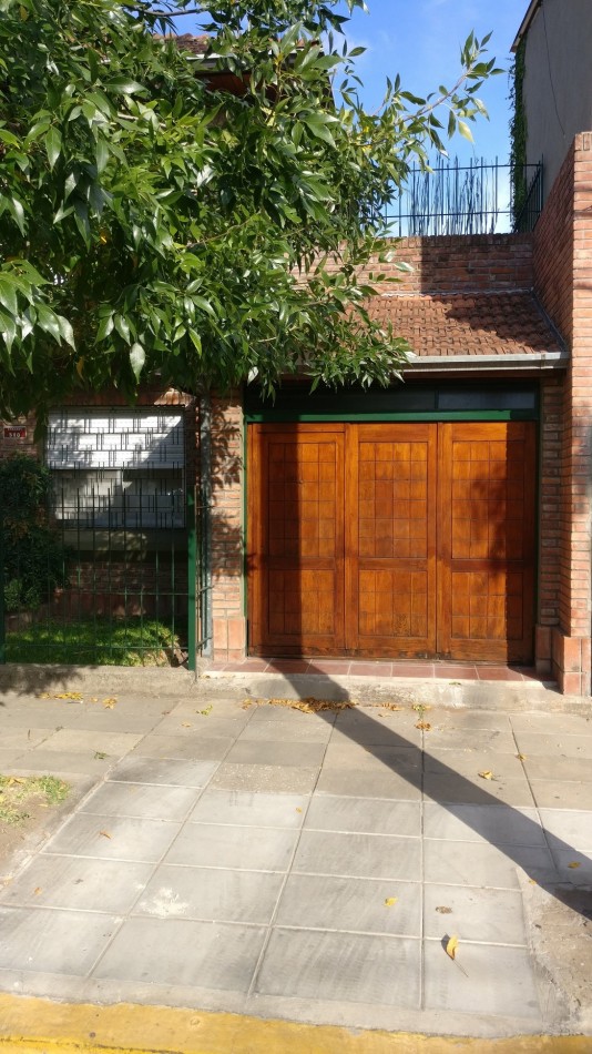 Duplex, Beccar, San Isidro Excelente Estado 4 Amb, Garage