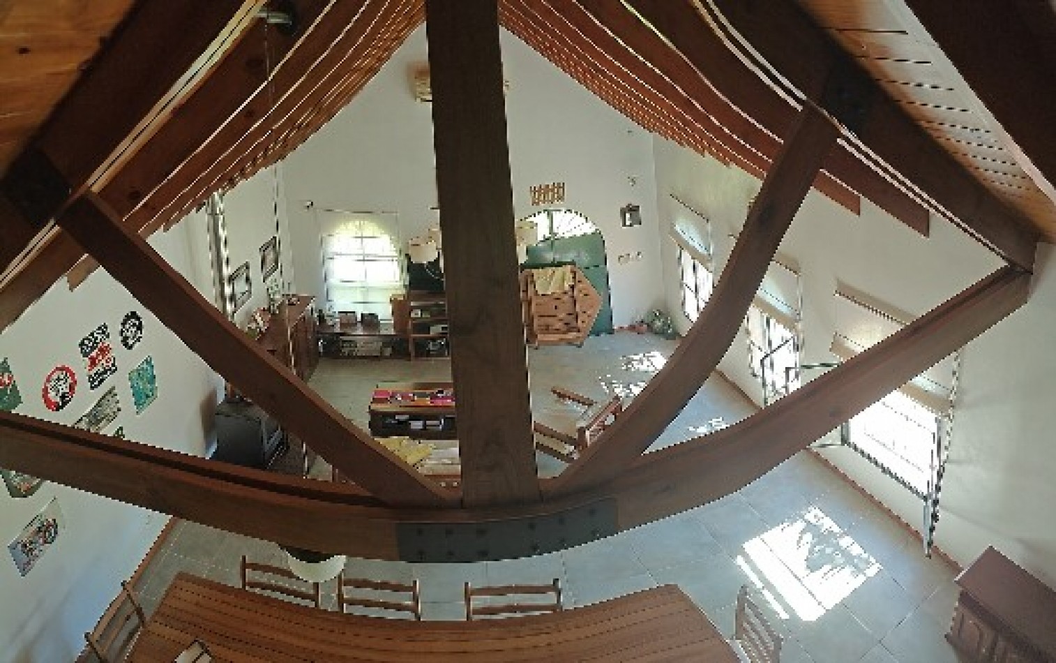 EXCELENTE QUINTA SOBRE 2217MTS EN BARRIO PARQUE IRIZAR - PILAR 