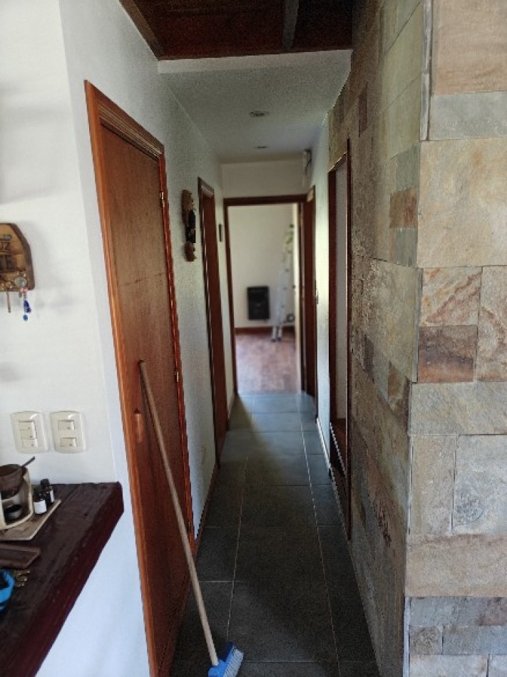 EXCELENTE QUINTA SOBRE 2217MTS EN BARRIO PARQUE IRIZAR - PILAR 