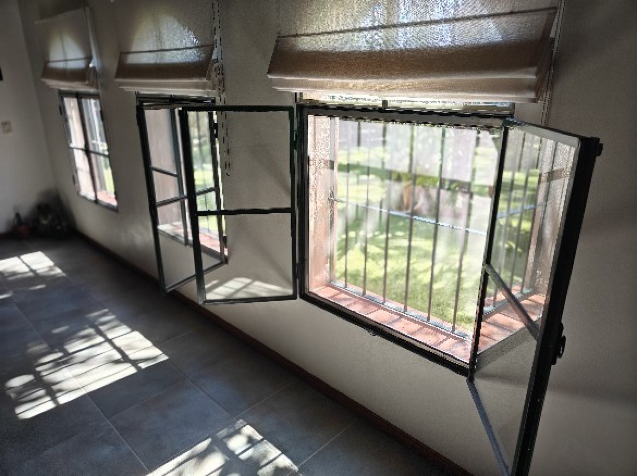 EXCELENTE QUINTA SOBRE 2217MTS EN BARRIO PARQUE IRIZAR - PILAR 