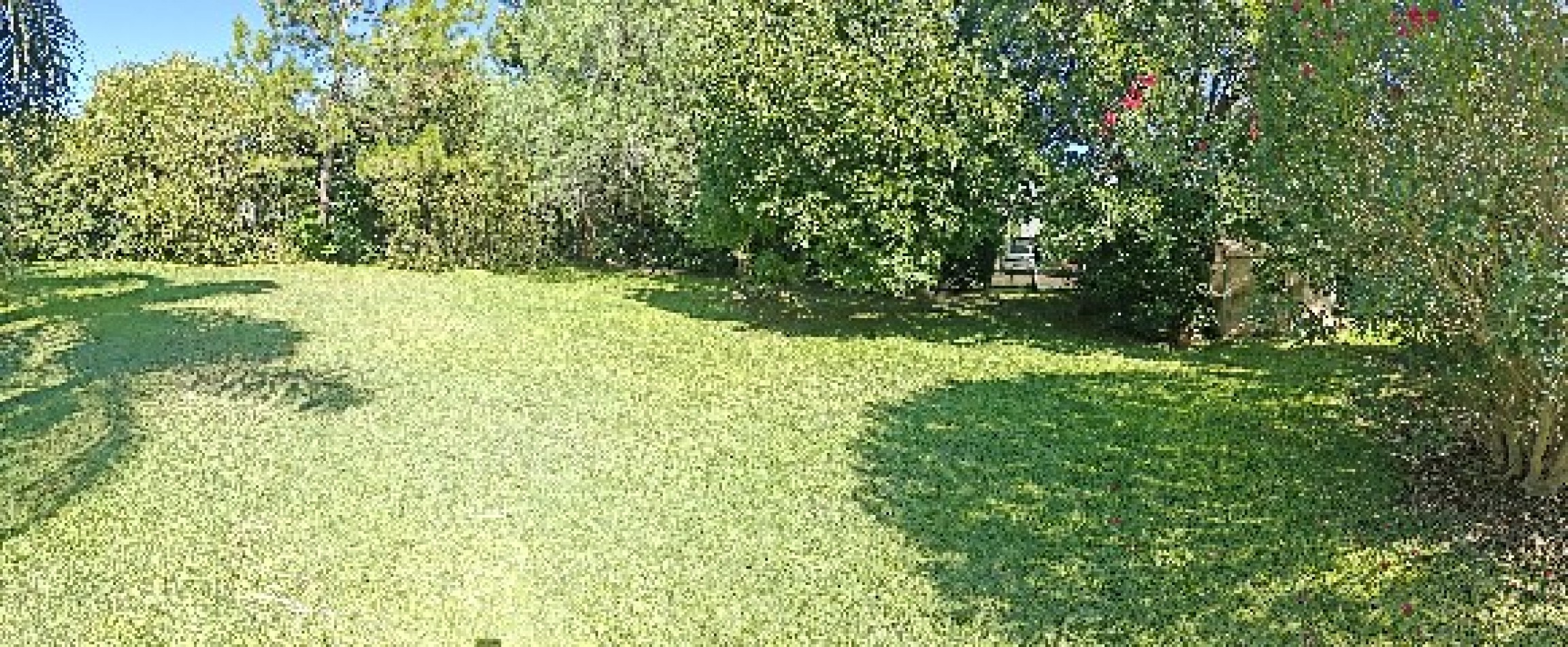 EXCELENTE QUINTA SOBRE 2217MTS EN BARRIO PARQUE IRIZAR - PILAR 