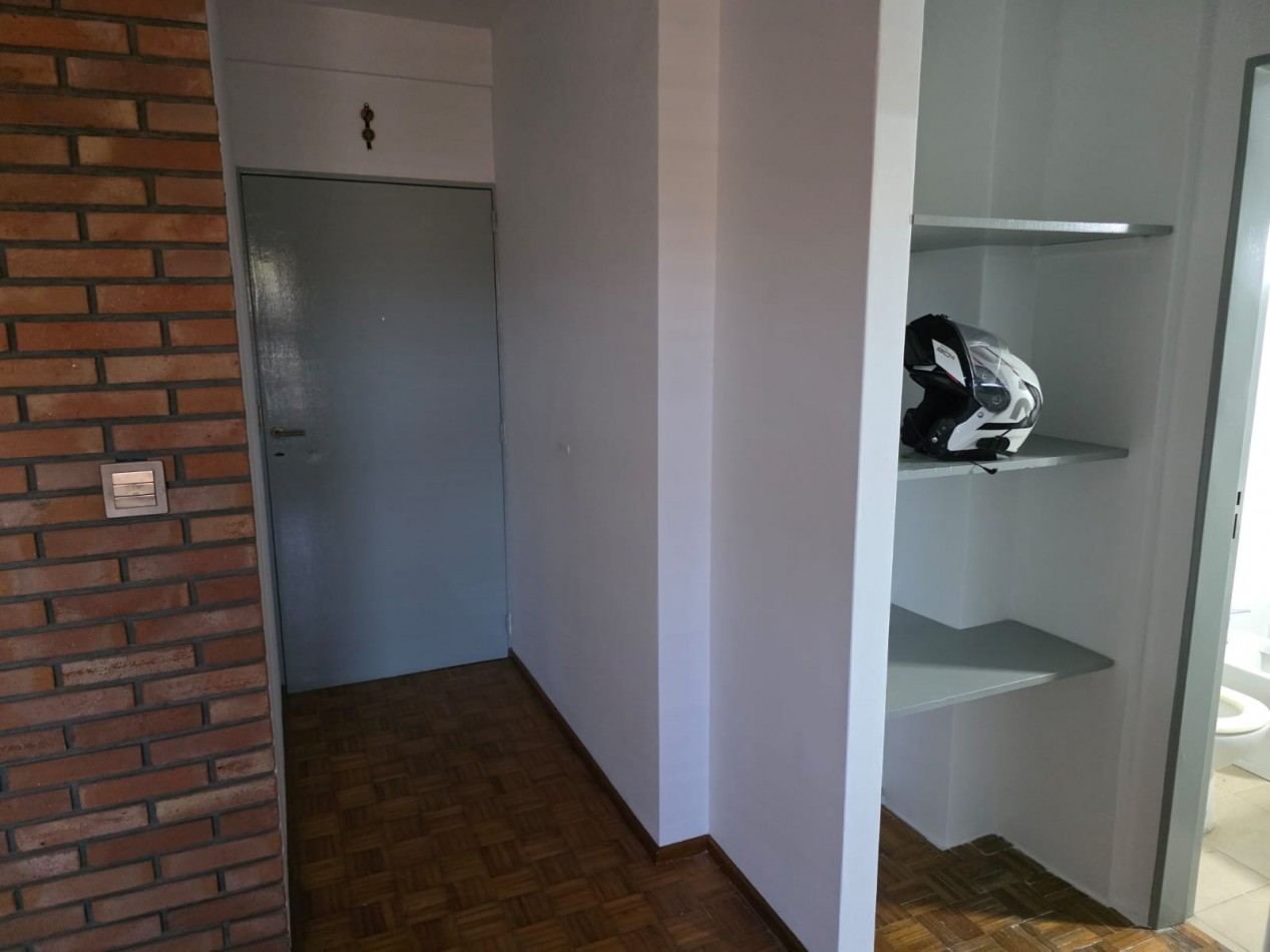 Departamento 2 ambientes Ubicacion excelente Vte Lopez, MUY LUMINOSO Y SOLEADO