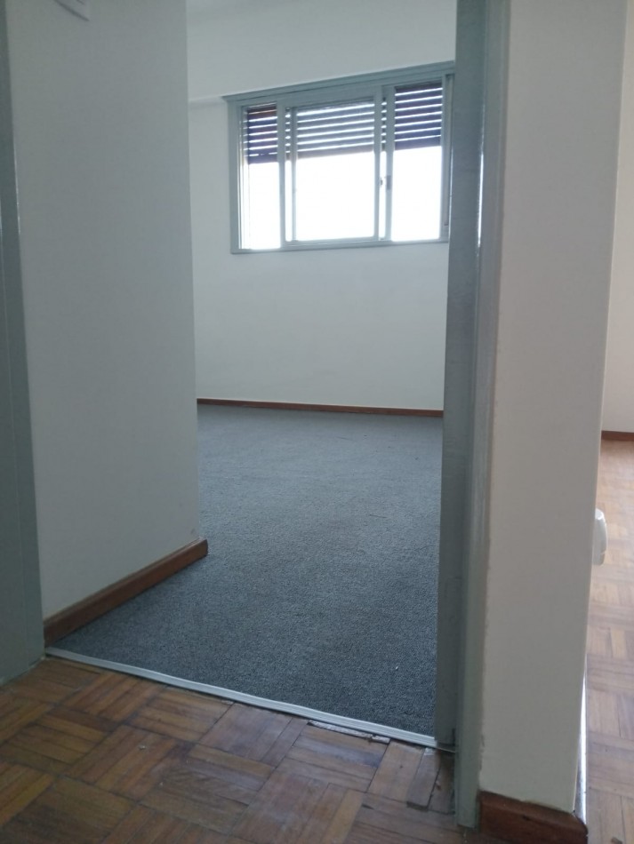 Departamento 2 ambientes Ubicacion excelente Vte Lopez, MUY LUMINOSO Y SOLEADO