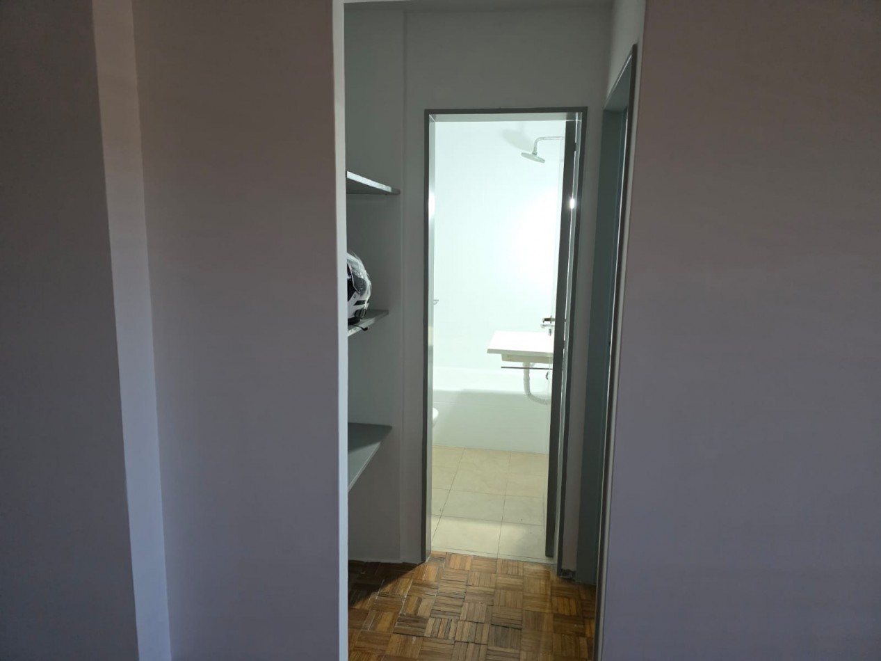 Departamento 2 ambientes Ubicacion excelente Vte Lopez, MUY LUMINOSO Y SOLEADO