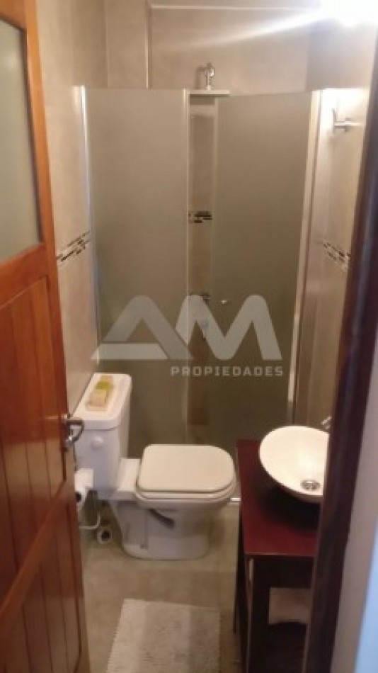 CASA Tipo Duplex, Beccar, San Isidro Excelente Estado 4 Amb, Garage