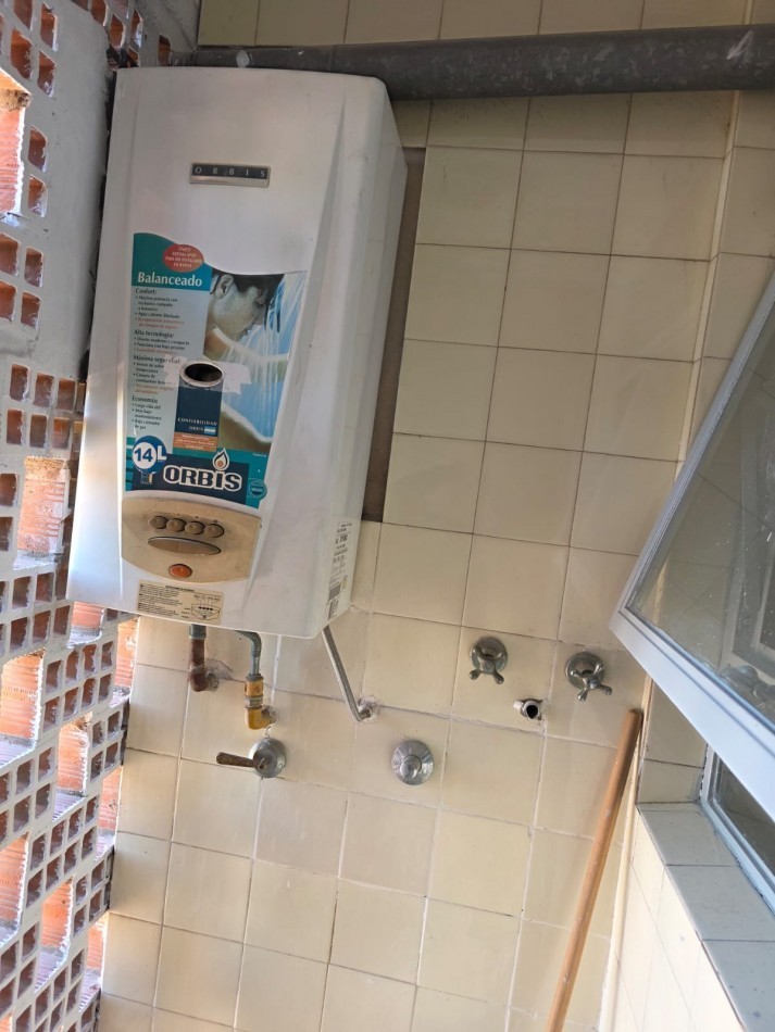 Depatamento 2 ambientes Ubicacion excelente Vte Lopez, MUY LUMINOSO Y SOLEADO