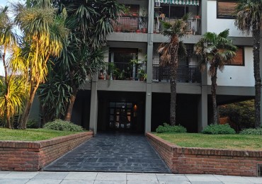 Departamento 2 ambientes Ubicacion excelente Vte Lopez, MUY LUMINOSO Y SOLEADO